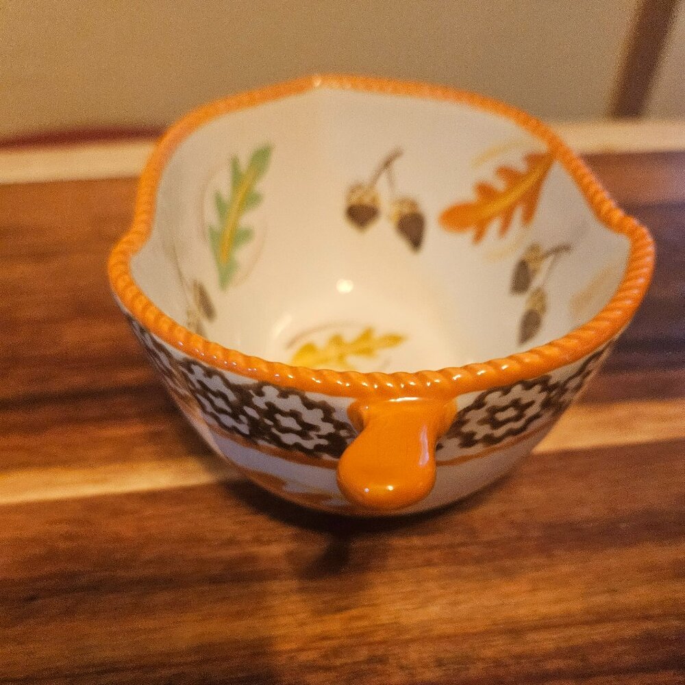 acorn shape dish old world temptations